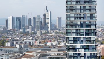 0_Meixner Schlüter Wendt_2018_Henninger Turm_CK